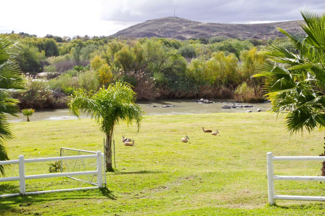 Ikaia River Lodge Keimoes Bagian luar foto