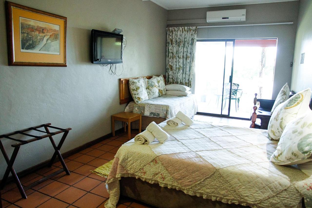 Ikaia River Lodge Keimoes Bagian luar foto